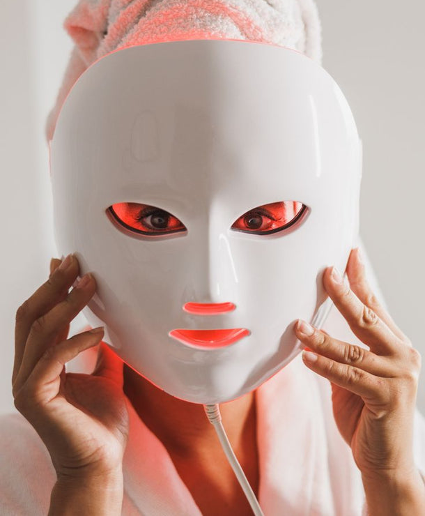 Vivian Lustre Anti Aging red light therapy mask